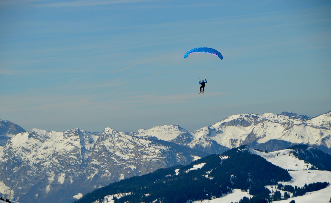 quelle activité offrir à noel saut parachute parapente