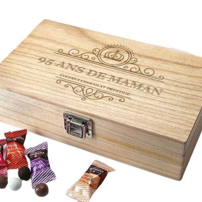 Coffret bois chocolats monbana prénom maman 95 ans