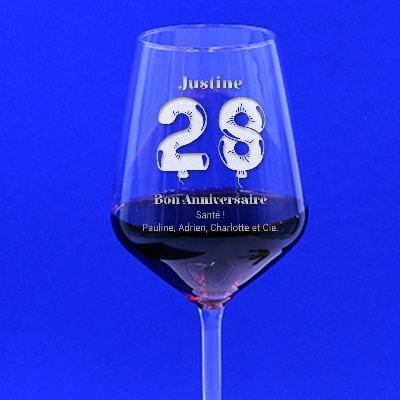 Verre à vin personnalisé anniversaire gravé