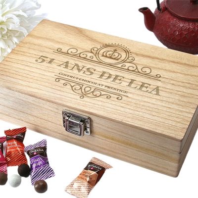 Coffret chocolat avec prénom femme 51 ans