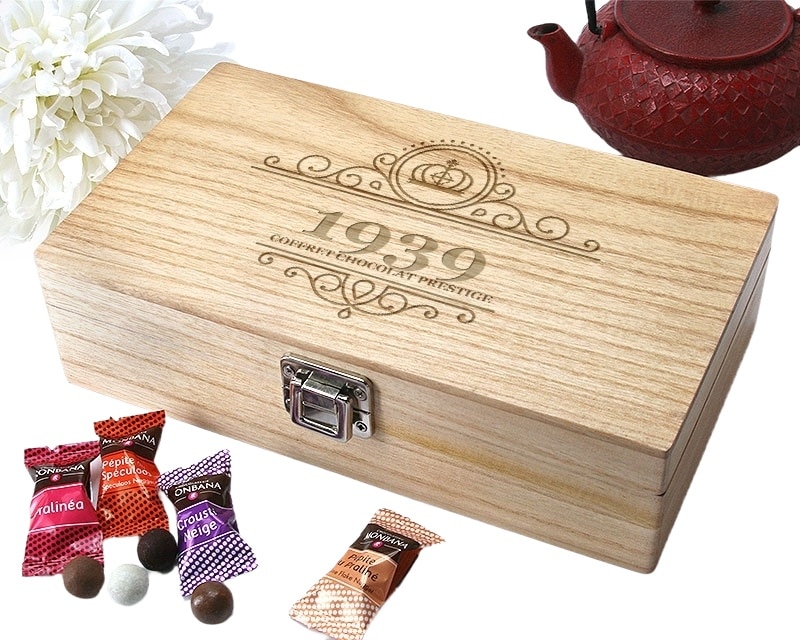 Coffret bois chocolats monbana prénom femme née en 1939