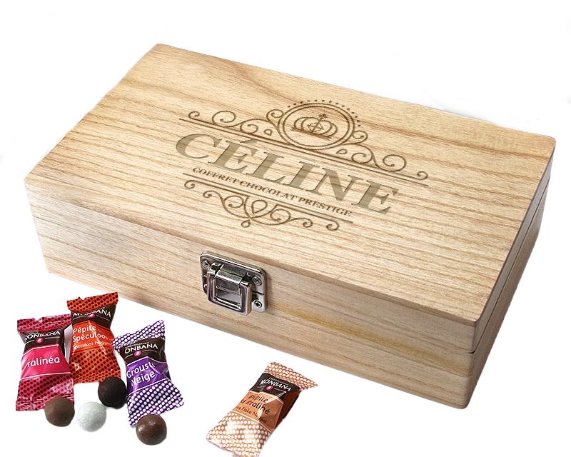 Coffret en bois avec chocolats monbana personnalisé pour une Céline