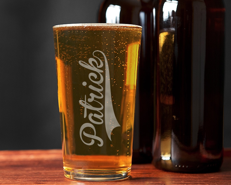 Verre à bière pinte personnalisé pour un Guy