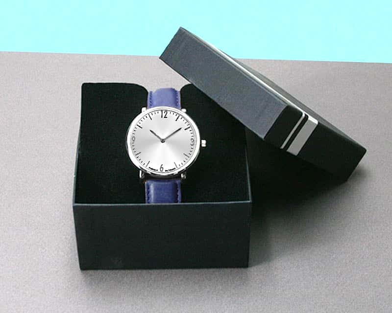 Montre mixte grav e Cadeaux