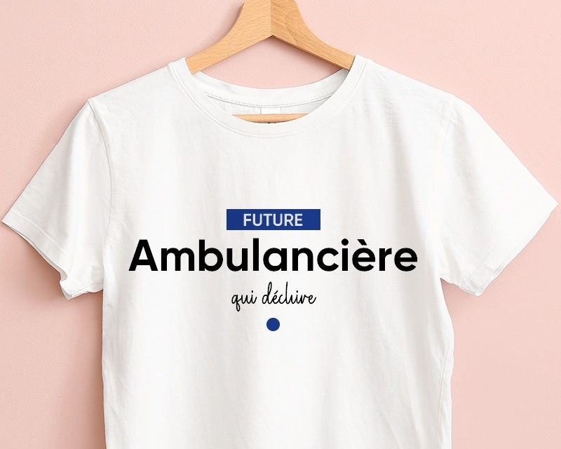 Tee shirt personnalisé femme - Future ambulancière