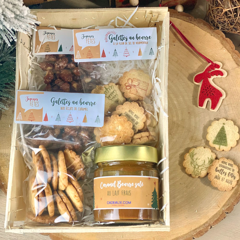 Grand coffret gourmand sucré personnalisé - Noël - Cadeaux.com