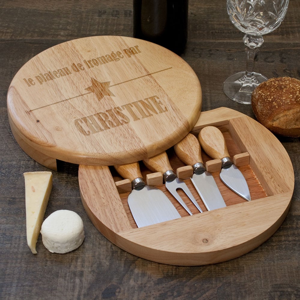 Set à fromage personnalisé en bois - Cadeaux.com