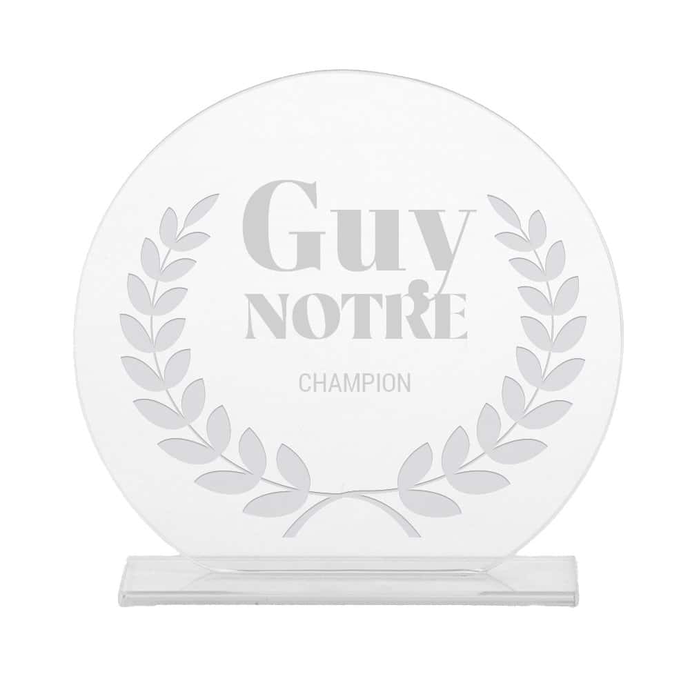 Trophée en verre personnalisé pour un Guy