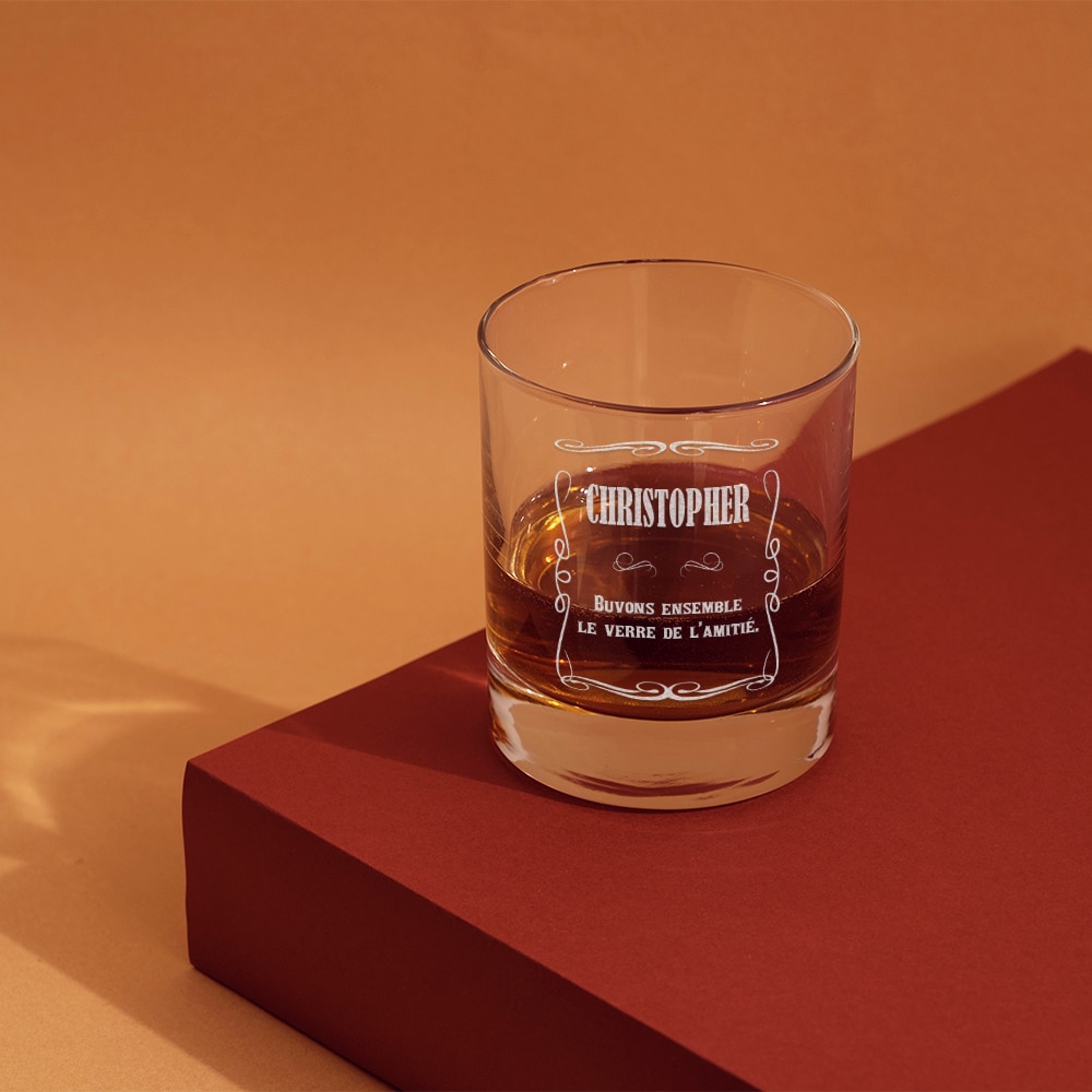 Verre à whisky personnalisé - Cadeaux.com