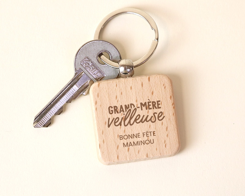 Porte-clés en bois personnalisé - Grand Mère-veilleuse