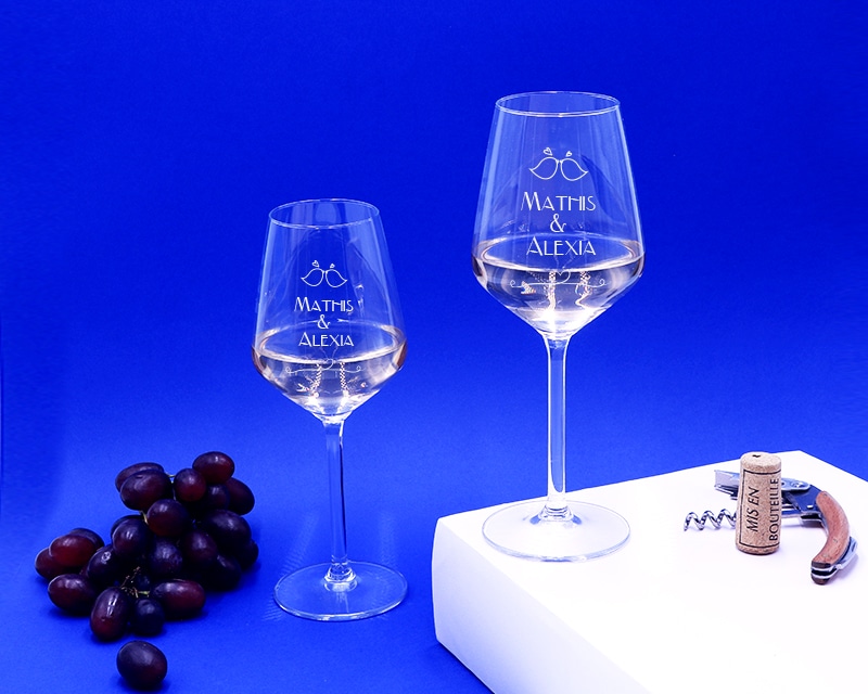 Duo de verres à vin personnalisables - Nid d'amour